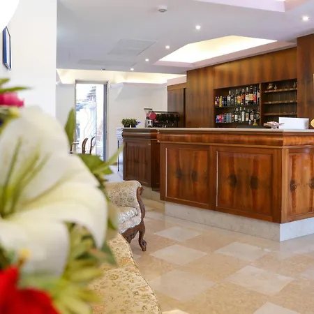 Giustizia Hotel 3*